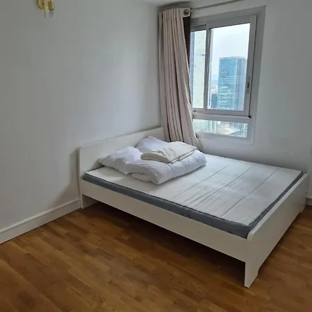 4-room La Defense